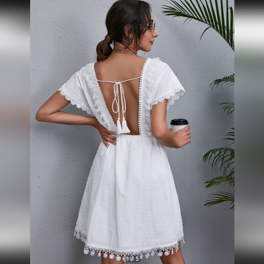 NWOT SHEIN Swiss Dot Backless Guipure Lace Trim Dress. White. Size M.
